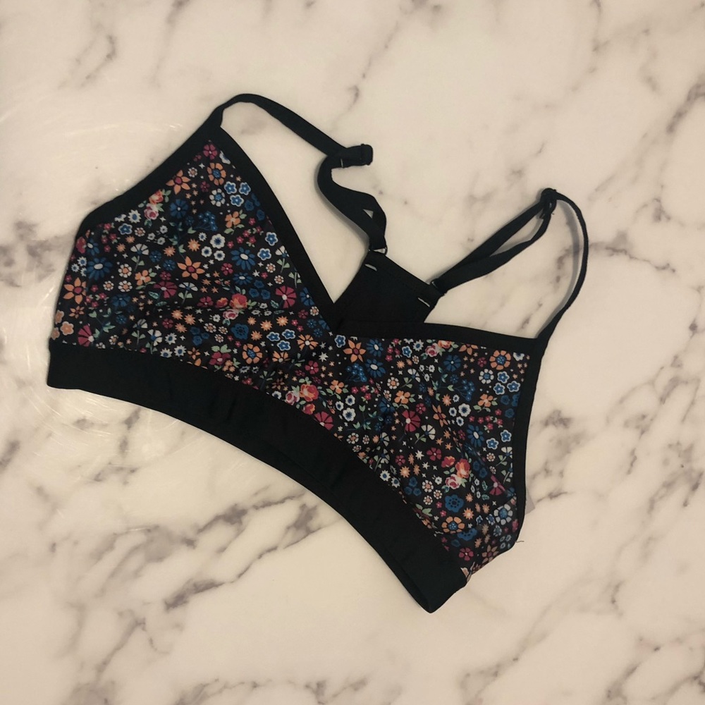 Joy Lab Medium Floral Sports Bra